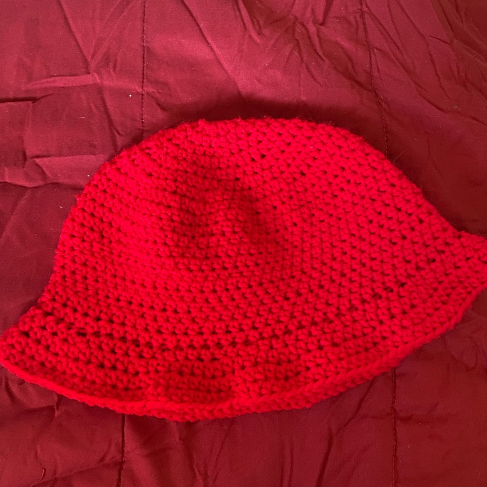 Bucket hat